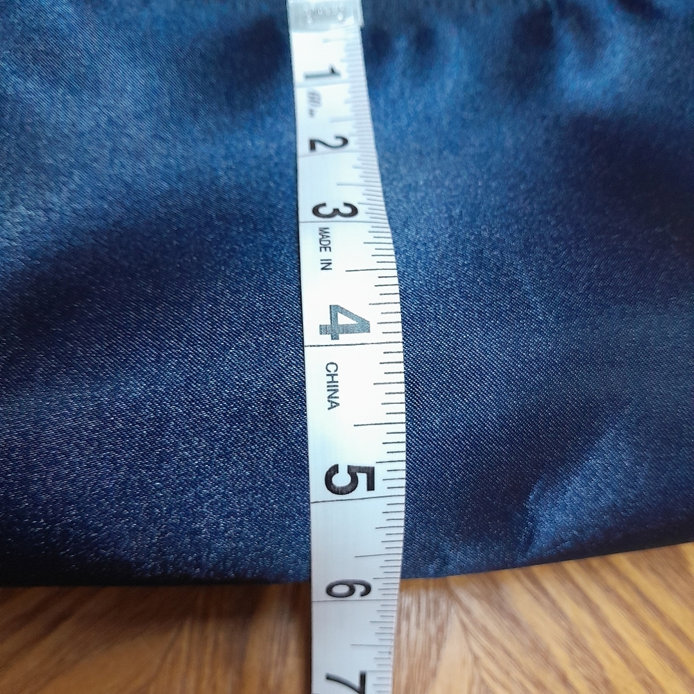 Elegant Dark Blue Satin Crossbody Bag  Size:OS  Kf Ltd - Picture 8 of 8